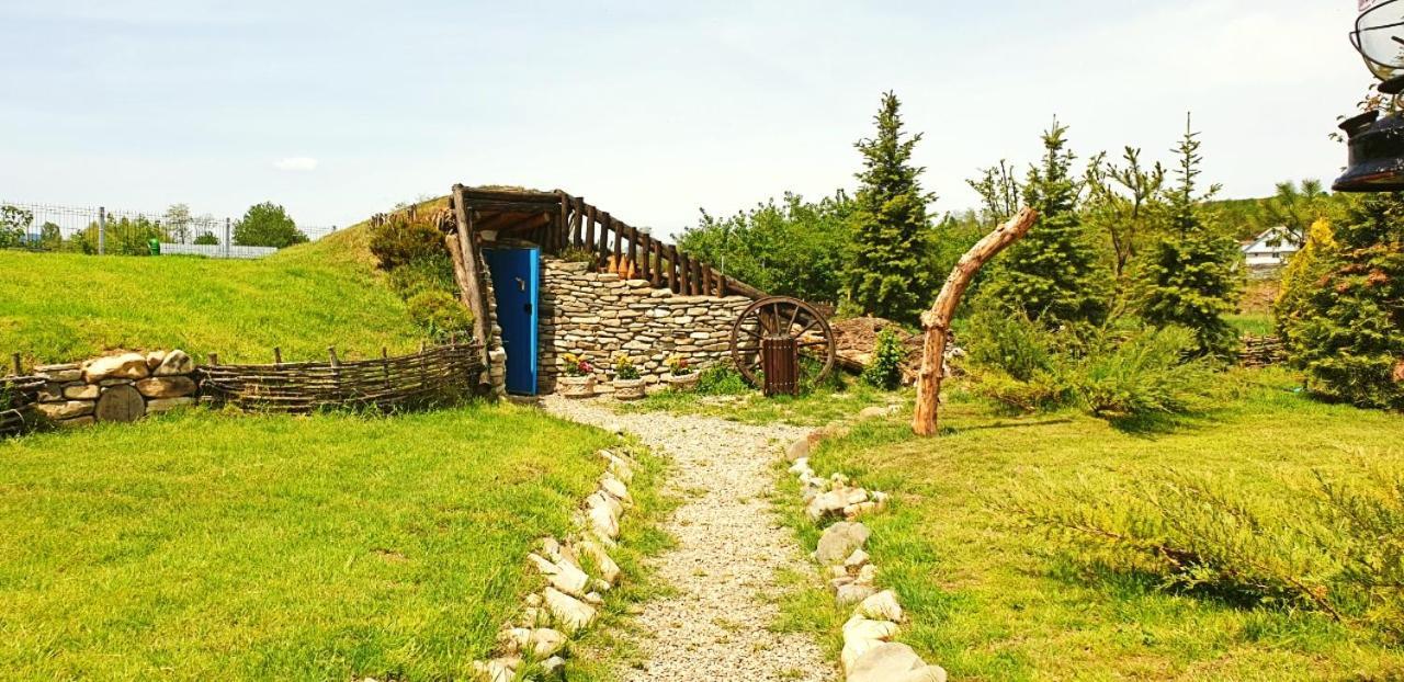 Hotel Valea Celor Doisprezece Piriu Dobreni Exterior foto